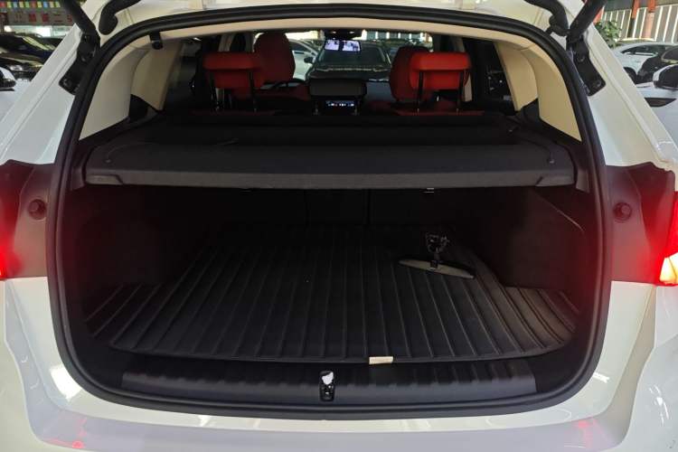 Used BMW X1 2023 sDrive25Li X Design Package Trunk