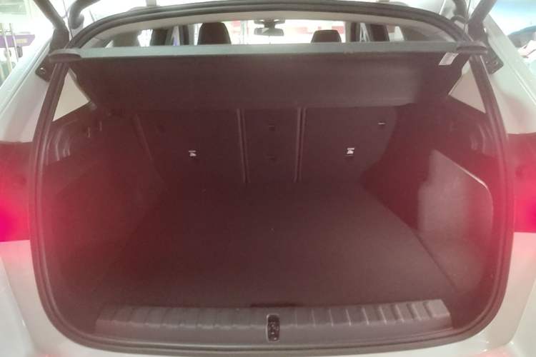 Used BMW X1 2023 sDrive25Li M Sport Package Trunk