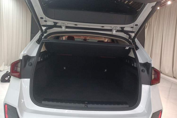 Used BMW X1 2023 sDrive25Li M Sport Package Trunk