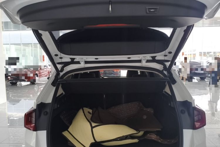 Used BMW X1 2023 sDrive25Li X Design Package Trunk