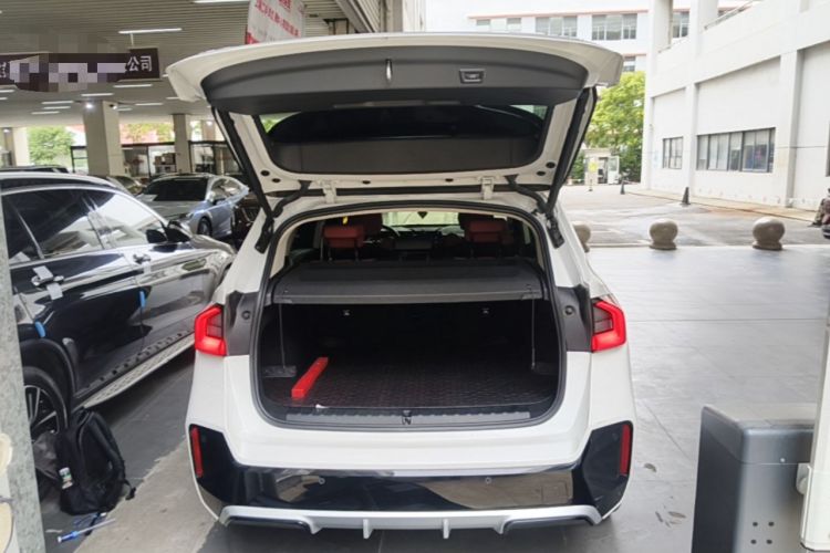 Used BMW X1 2023 sDrive25Li M Sport Package Trunk