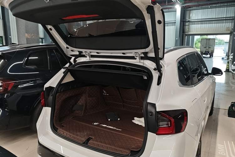 Used BMW X1 2023 sDrive25Li M Sport Package Trunk