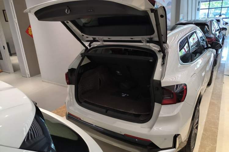 Used BMW X1 2023 xDrive25Li X Design Package Trunk