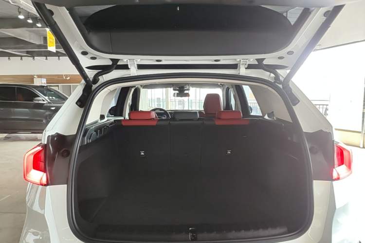 Used BMW X1 2023 sDrive25Li X Design Package Trunk