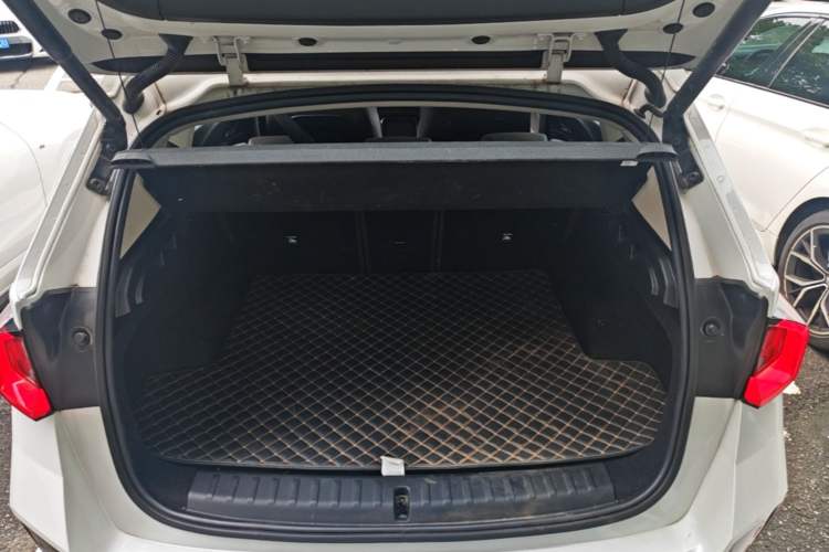 Used BMW X1 2023 sDrive25Li M Sport Package Trunk