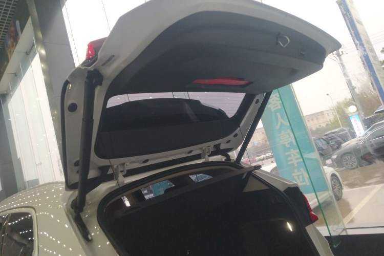 Used BMW X1 2023 sDrive25Li X Design Package Trunk