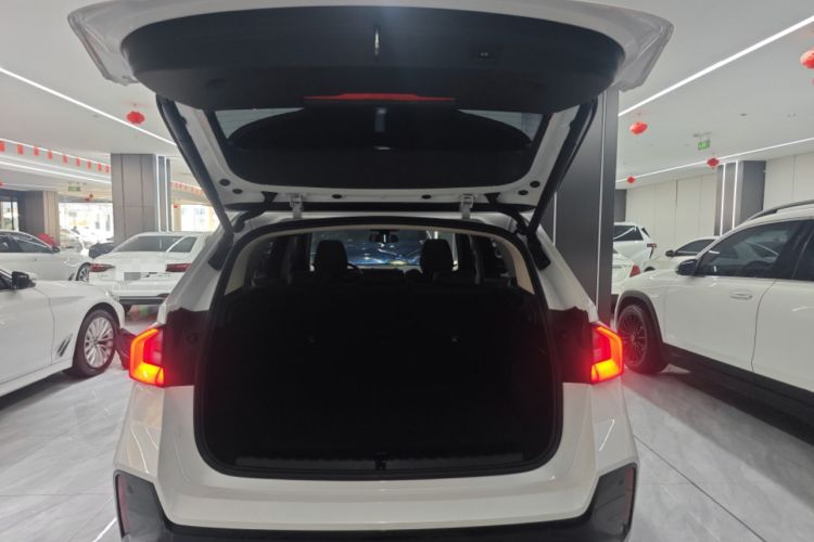 Used BMW X1 2023 sDrive25Li M Sport Package Trunk