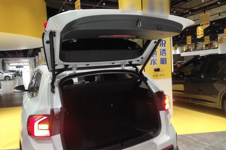 Used BMW X1 2023 sDrive25Li X Design Package Trunk