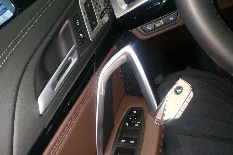 Used BMW X1 2023 sDrive25Li X Design Package Vehicle Key