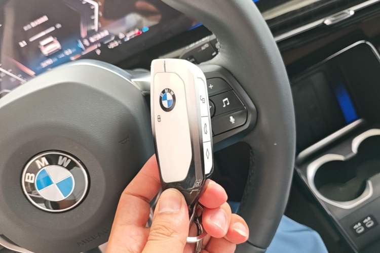 Used BMW X1 2023 sDrive25Li X Design Package Vehicle Key