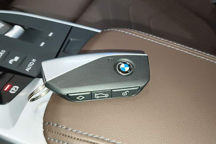 Used BMW X1 2023 sDrive25Li M Sport Package Vehicle Key