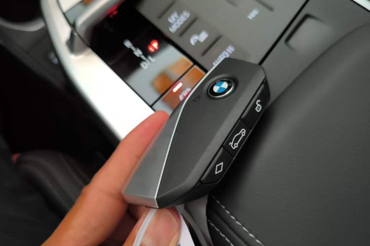 Used BMW X1 2023 sDrive25Li X Design Package Vehicle Key