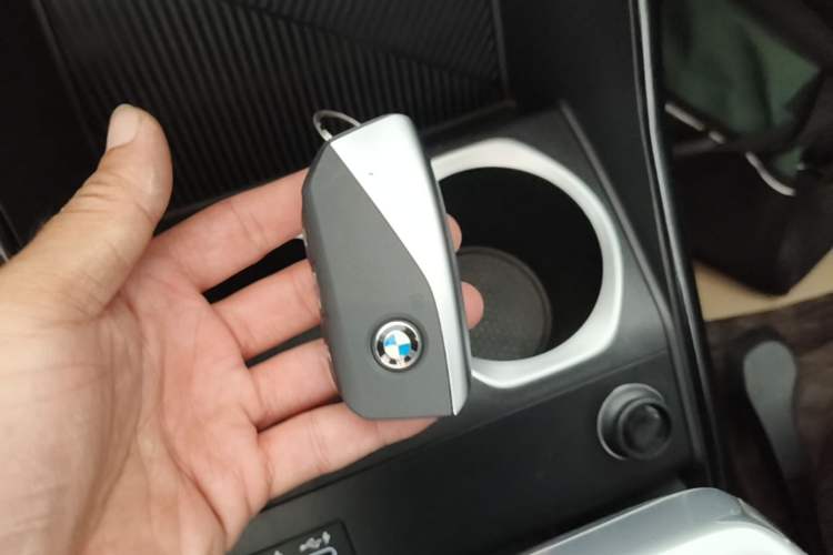 Used BMW X1 2023 sDrive20Li X Design Package Vehicle Key