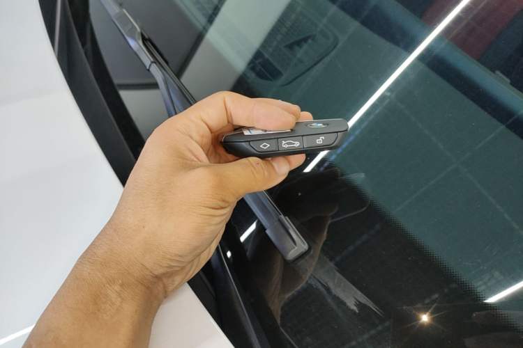 Used BMW X1 2023 sDrive25Li X Design Package Vehicle Key