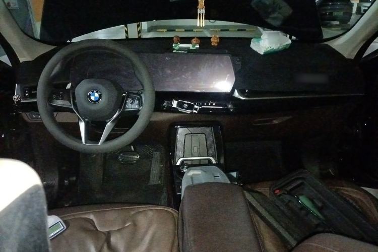 Used BMW X1 2024 sDrive25Li X Design Package Center Console