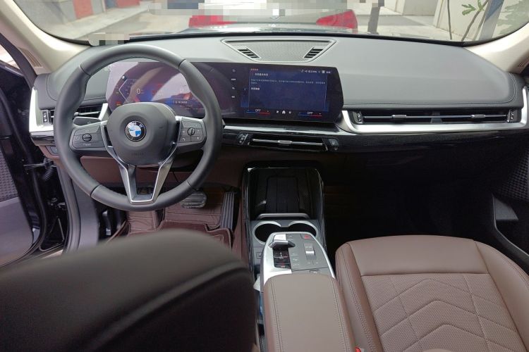 Used BMW X1 2024 sDrive25Li X Design Package Center Console