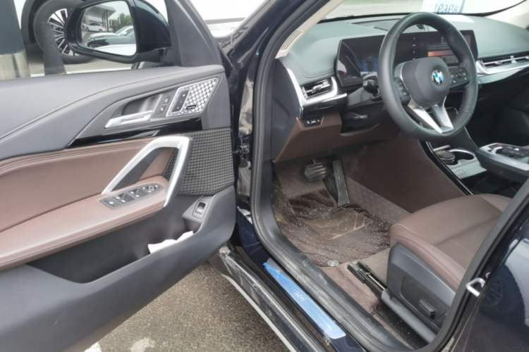 Used BMW X1 2024 sDrive25Li X Design Package Driver Seat