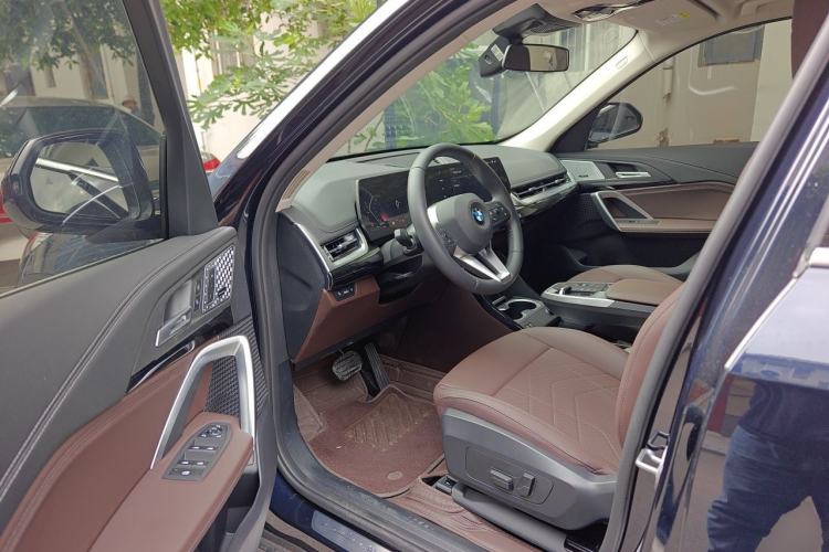 Used BMW X1 2024 sDrive25Li X Design Package Driver Seat