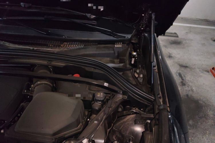 Used BMW X1 2024 sDrive25Li X Design Package Engine Bay Left
