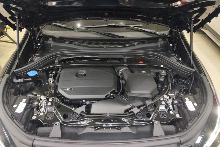 Used BMW X1 2024 sDrive25Li X Design Package Engine Bay