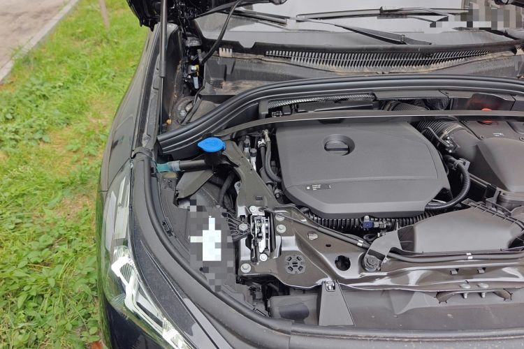 Used BMW X1 2024 sDrive25Li X Design Package Engine Bay Right