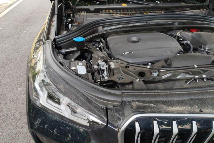 Used BMW X1 2024 sDrive25Li M Sport Package Engine Bay Right