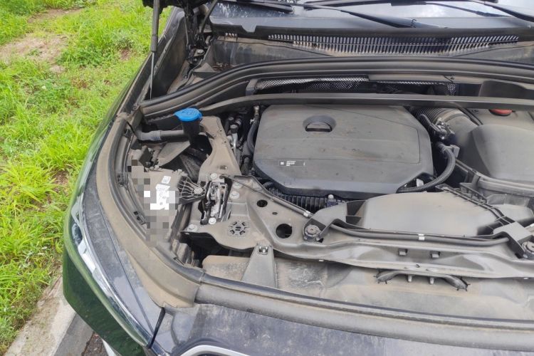 Used BMW X1 2024 sDrive25Li X Design Package Engine Bay Right