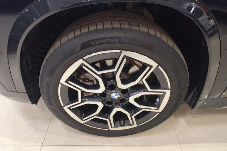 Used BMW X1 2024 sDrive25Li X Design Package Exterior 3