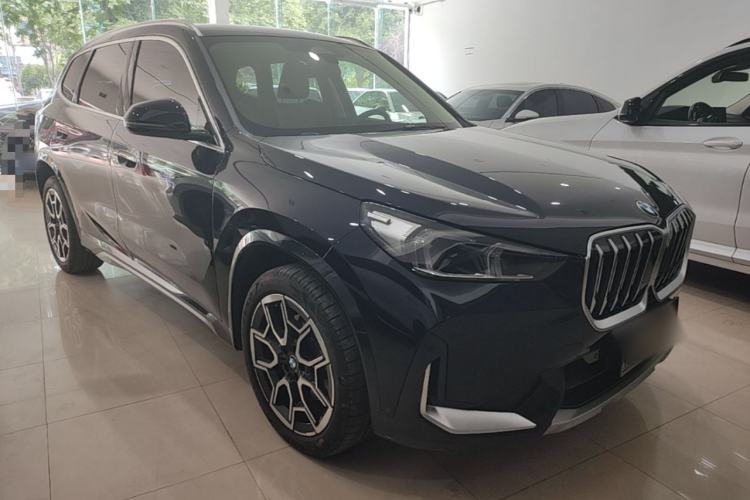Used BMW X1 2024 sDrive25Li X Design Package Front Right 45 Deg