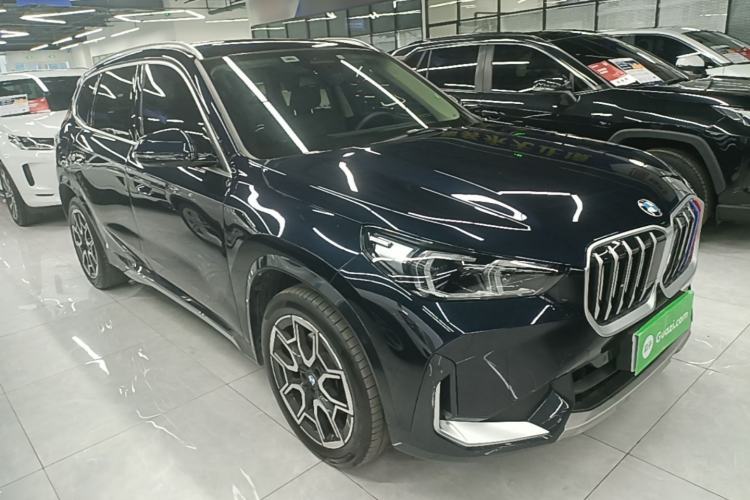 Used BMW X1 2024 sDrive25Li X Design Package Front Right 45 Deg