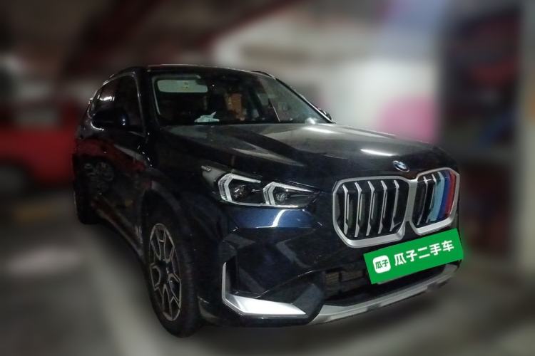 Used BMW X1 2024 sDrive25Li X Design Package Front Right 45 Deg