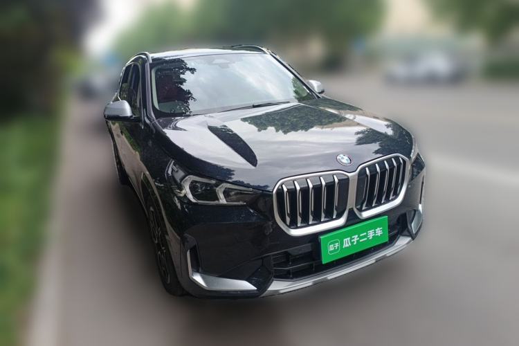 Used BMW X1 2024 sDrive25Li X Design Package Front Right 45 Deg