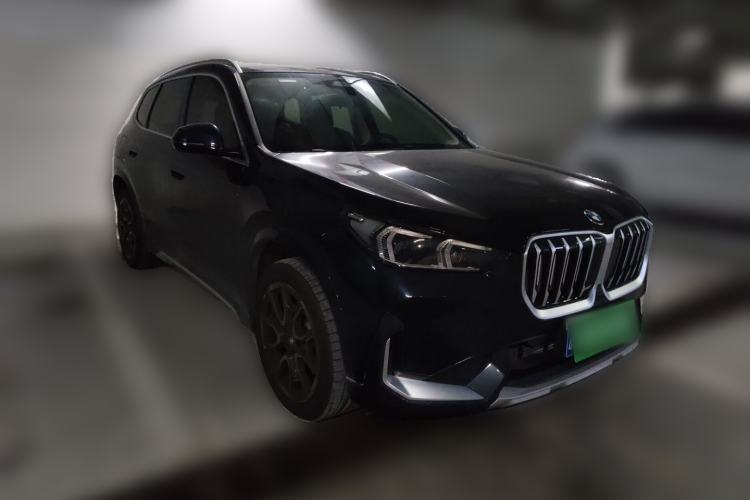 Used BMW X1 2024 sDrive25Li X Design Package Front Right 45 Deg