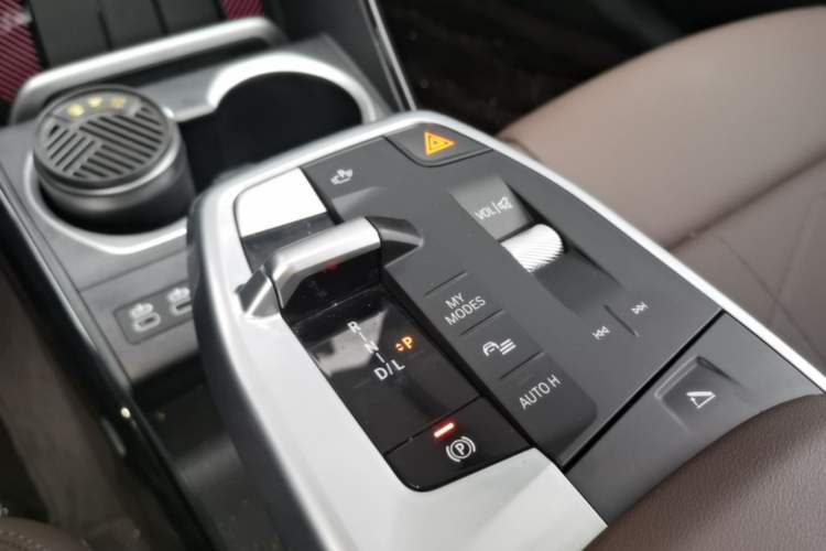 Used BMW X1 2024 sDrive25Li X Design Package Gear Lever