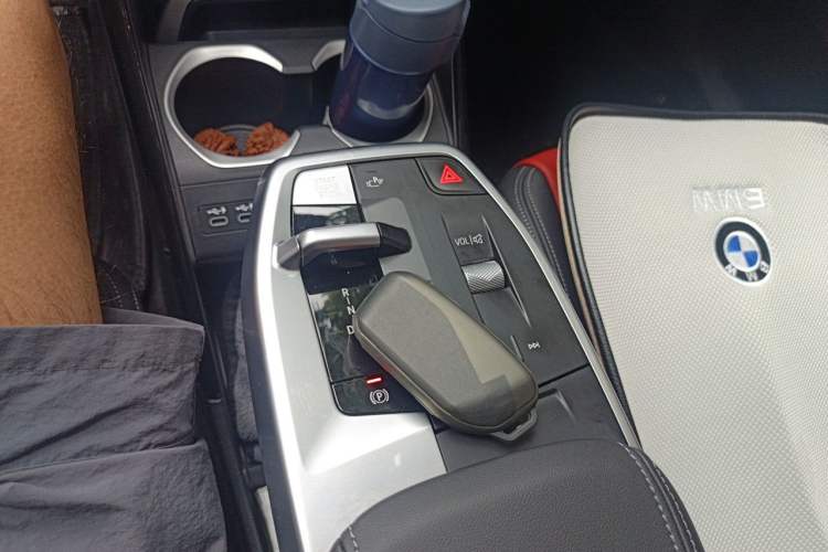 Used BMW X1 2024 sDrive25Li X Design Package Gear Lever