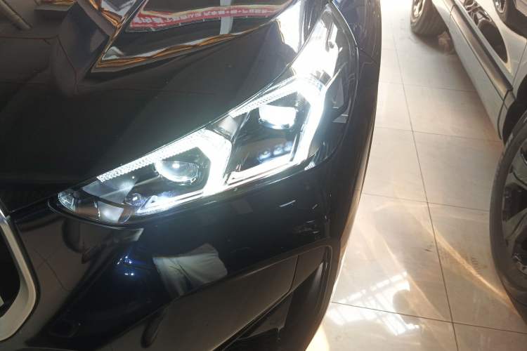 Used BMW X1 2024 sDrive25Li M Sport Package Left Front Headlight