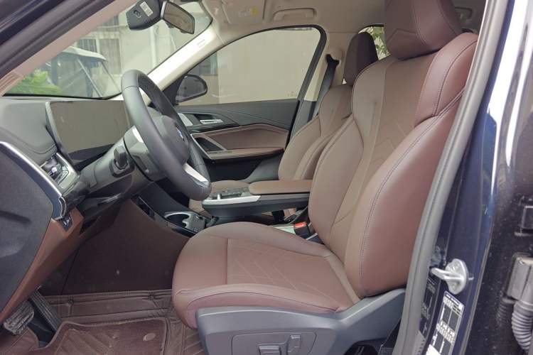 Used BMW X1 2024 sDrive25Li X Design Package Left Front Seat