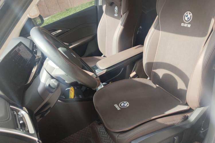 Used BMW X1 2024 sDrive25Li X Design Package Left Front Seat