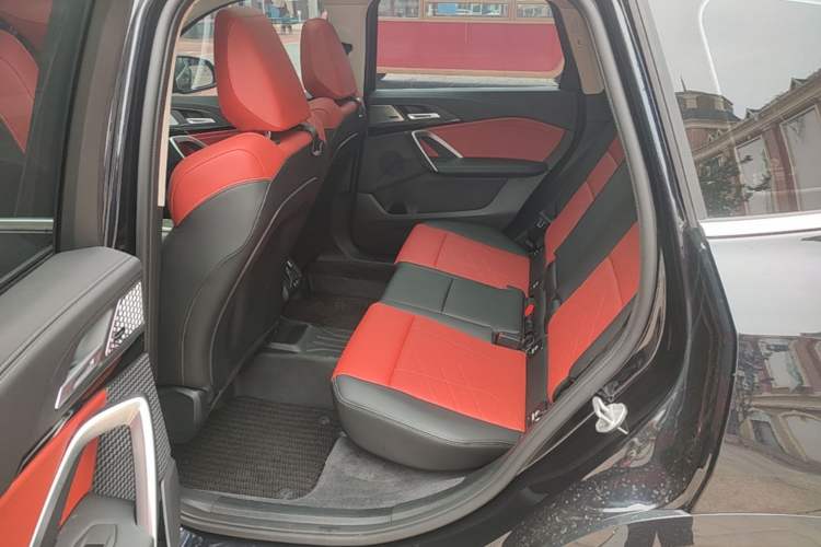 Used BMW X1 2024 sDrive25Li X Design Package Left Rear Seat