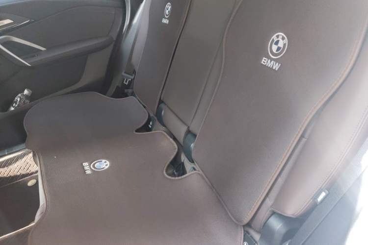 Used BMW X1 2024 sDrive25Li X Design Package Left Rear Seat