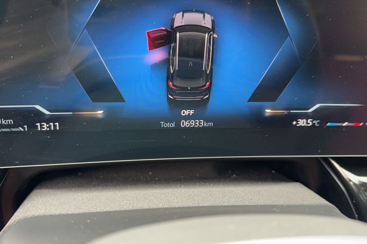 Used BMW X1 2024 sDrive25Li X Design Package Odometer Close Up