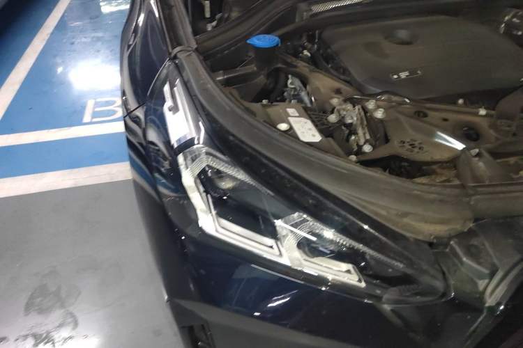 Used BMW X1 2024 sDrive25Li X Design Package Right Front Headlight