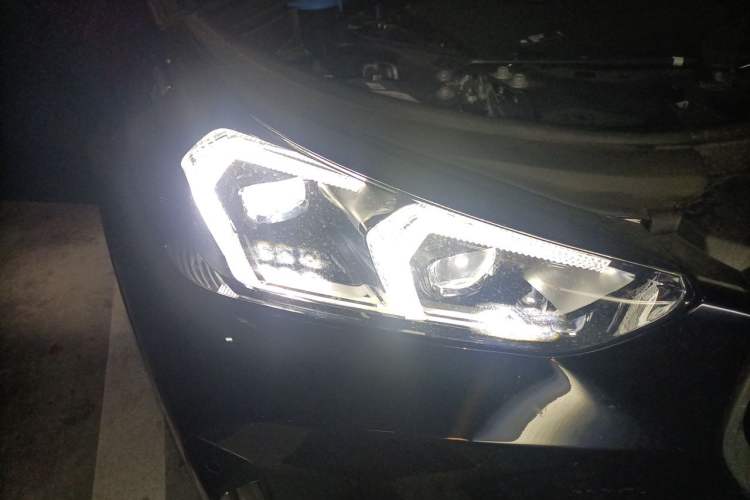 Used BMW X1 2024 sDrive25Li X Design Package Right Front Headlight