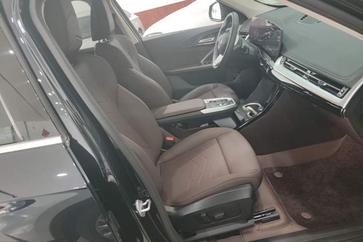 Used BMW X1 2024 sDrive25Li X Design Package Right Front Seat