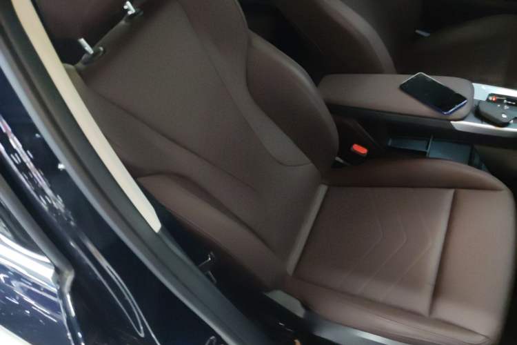 Used BMW X1 2024 xDrive25Li X Design Package Right Front Seat