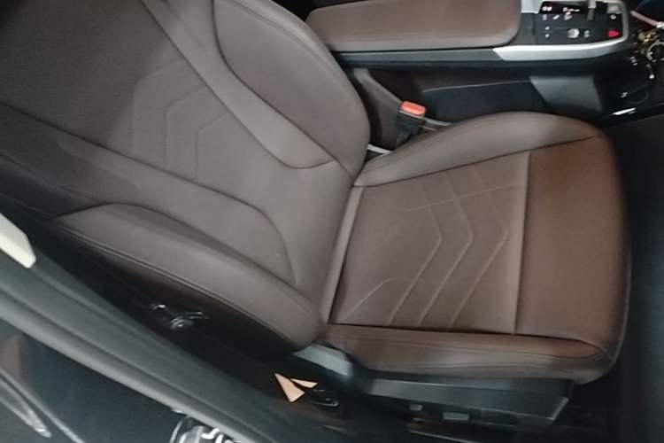 Used BMW X1 2024 sDrive25Li M Sport Package Right Front Seat