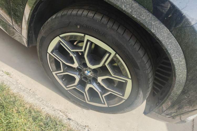 Used BMW X1 2024 sDrive25Li X Design Package Right Front Wheel Hub