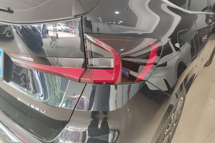 Used BMW X1 2024 sDrive25Li X Design Package Right Rear Taillight