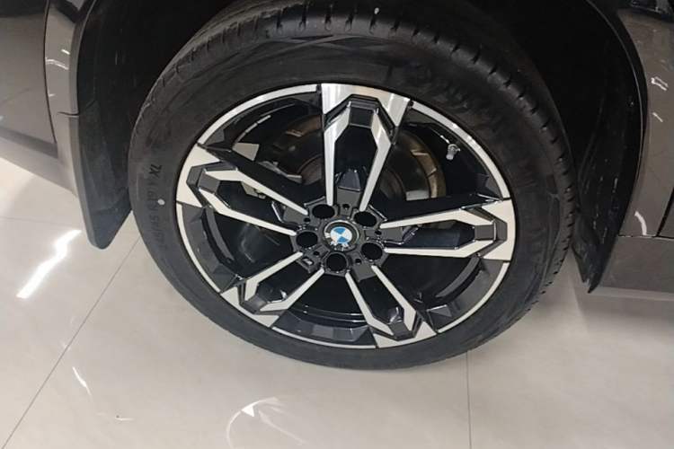 Used BMW X1 2024 sDrive25Li M Sport Package Right Rear Wheel Hub