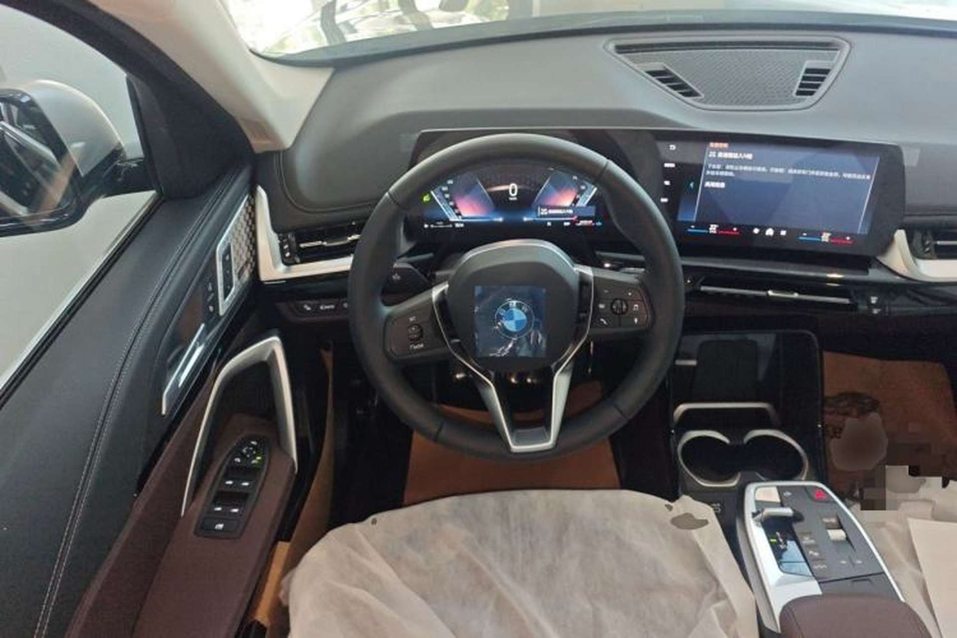 Used BMW X1 2024 sDrive25Li X Design Package Steering Wheel